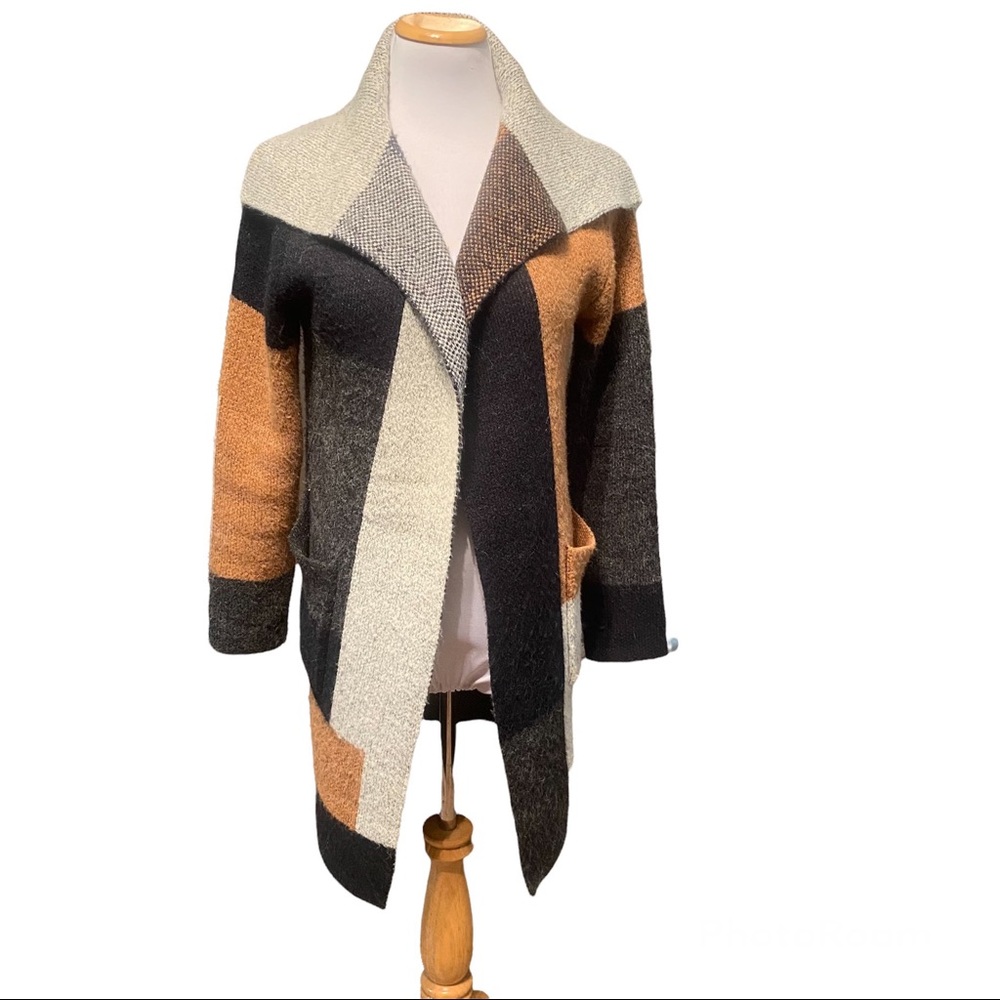 Max Studio Colorblock Patchwork Long Open Cardigan - Picture 4 of 8